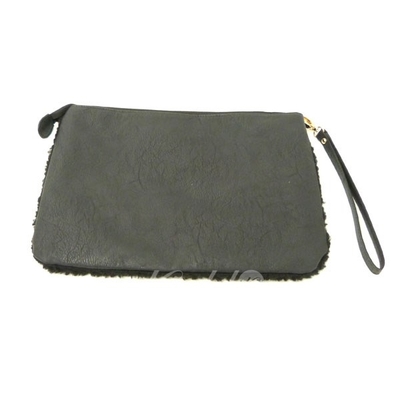 樂天海外銷售 美青年團結箭頭皮革與ボアクラッチ袋黑色款